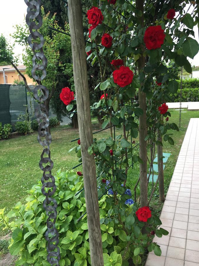 B&B Villa Giulia Desenzano del Garda Exterior foto